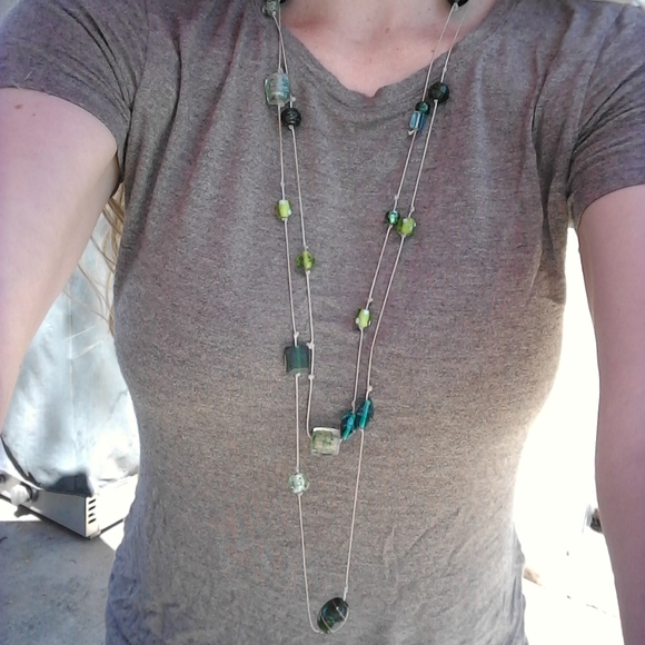 Jewelry - Hand-knotted Glass Bead Necklace